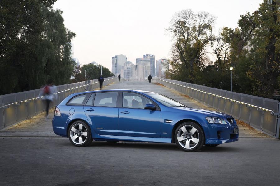  Holden Commodore VE SS V Sportwagon 2008 года  (фото 20 из 29)